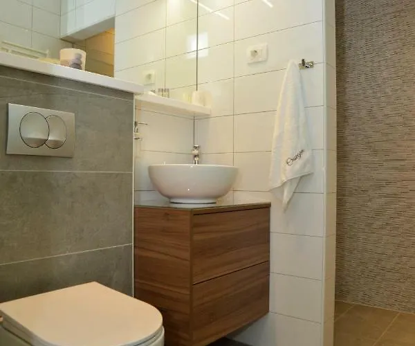 Crisogono Guest house 4*